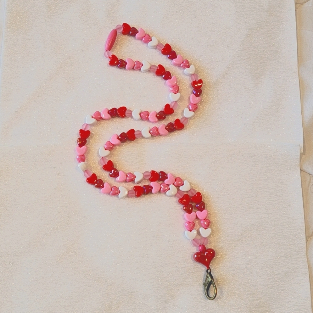Heart Beaded Lanyard in Red and Pink